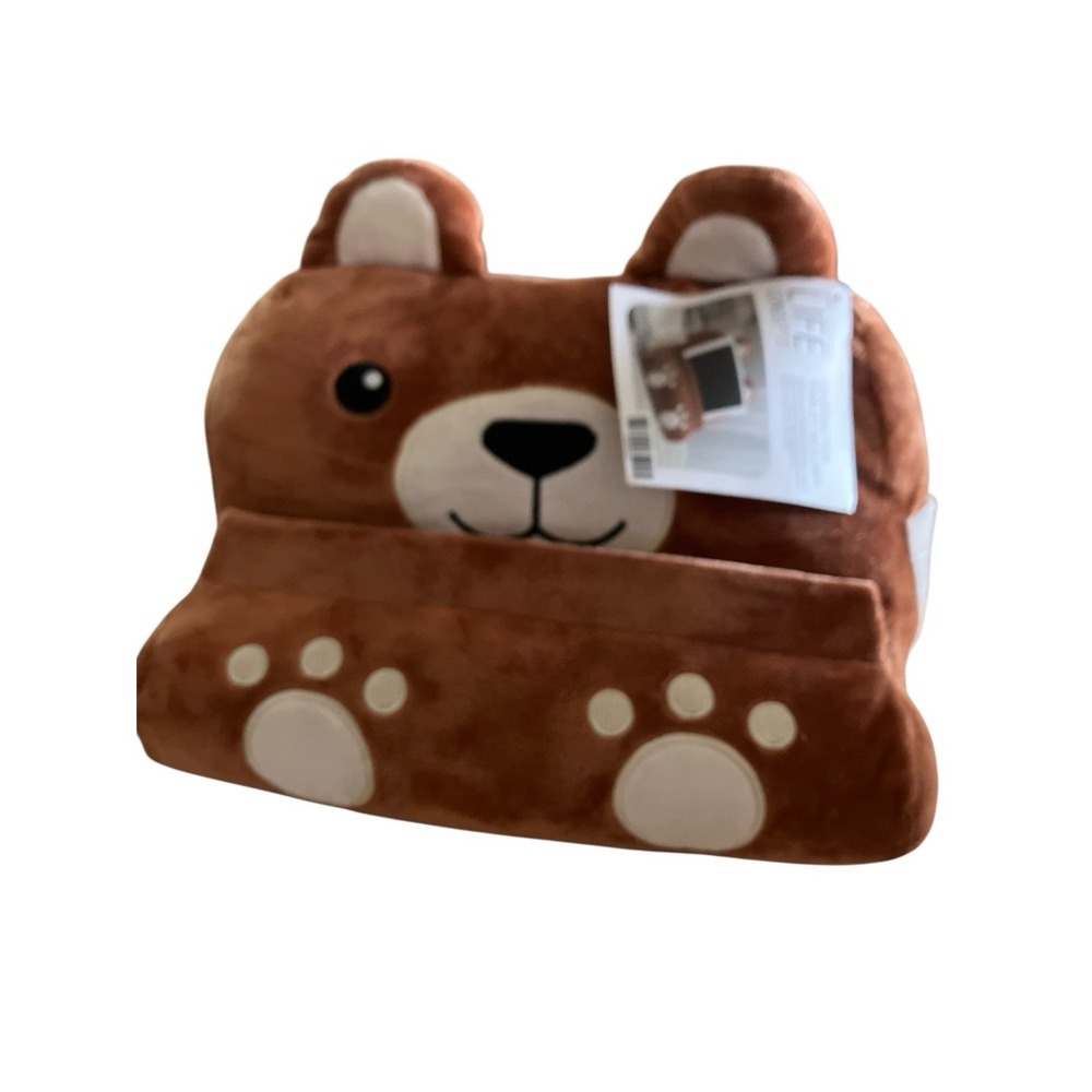 Life Concepts Plush Bear tablet/book pillow stand  NWT Hands Free Viewing Pocket